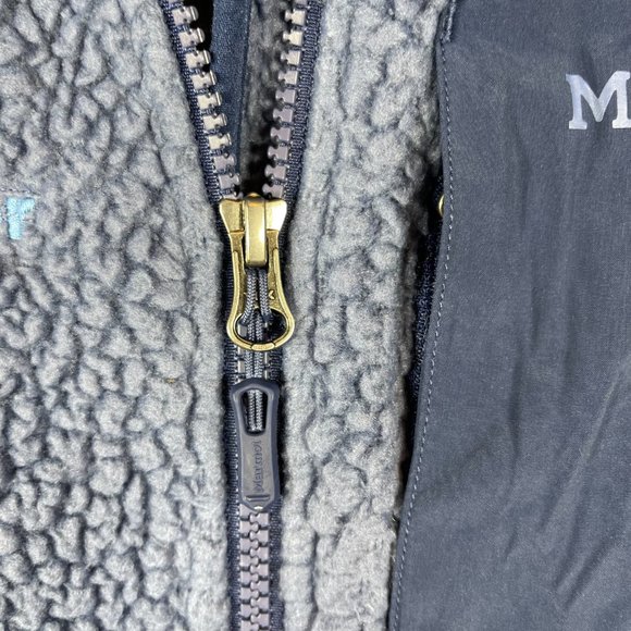 ]Marmot Wiley Polartec Sleeveless Fleece Navy Vest Zipped Sized Pockets S… - Picture 10 of 14